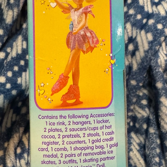 Sealed Cap Toys Melanie's Mall Melanie On Ice 5407 with Ice Skating Mela… - Picture 3 of 6